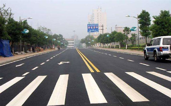 镇原标线涂料在镇原环氧地坪项目中的选择与应用